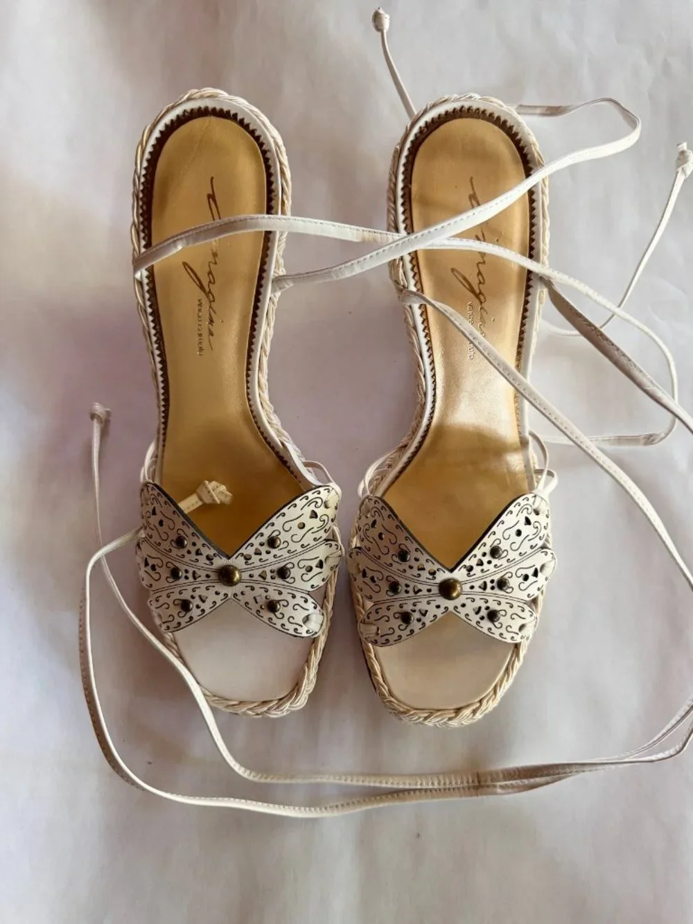 Imagine Vince Camuto White Leather Wedge Sandals | Size 9 | Lace-Up Ankle Tie |